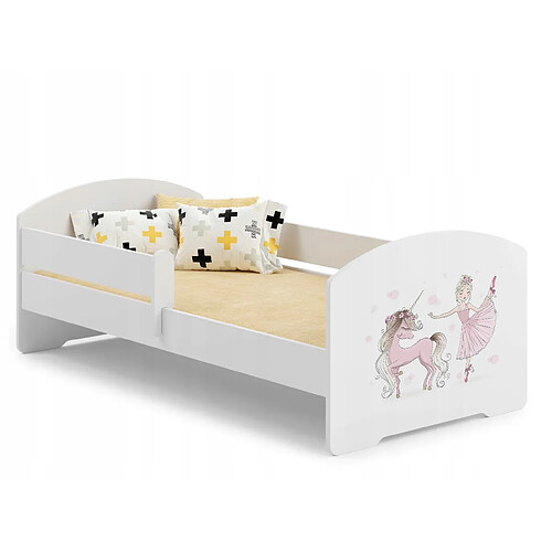 Mpc Lit simple avec matelas sticker fille et cheval 140 x 70