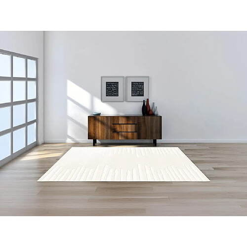 Vente-Unique Tapis shaggy rayé en relief - 160 x 230 cm - Blanc et crème - MERELINE