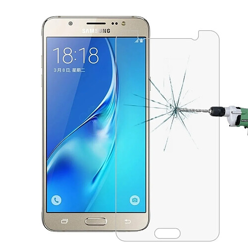 Wewoo Verre trempé pour Samsung Galaxy J7 2016 / J710 0.26mm 9 H Surface Dureté 2.5D Antidéflagrant En Film D'écran