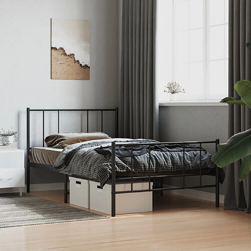 Maison Chic Lit adulte - Lit simple Cadre de lit métal avec tête de lit/pied de lit,Structure du lit Contemporain pour chambre noir 80x200 cm -MN33592