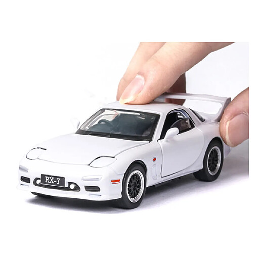 Universal 1: 32 Mazda RX7 Modèle de voiture en alliage Voiture de jouet moulée sous pression Modèle de voiture de jouet tirée vers la collection de jouets pour enfants Livraison gratuite | Voiture de jouet moulée sous pression (blanc)