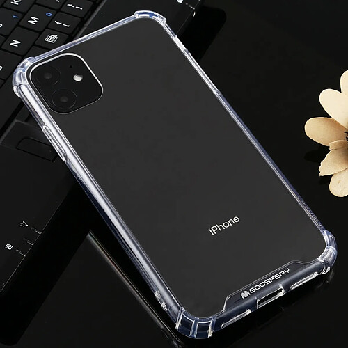 Wewoo Coque Souple pleine protection antichoc à quatre angles pour iPhone 11 Transparent