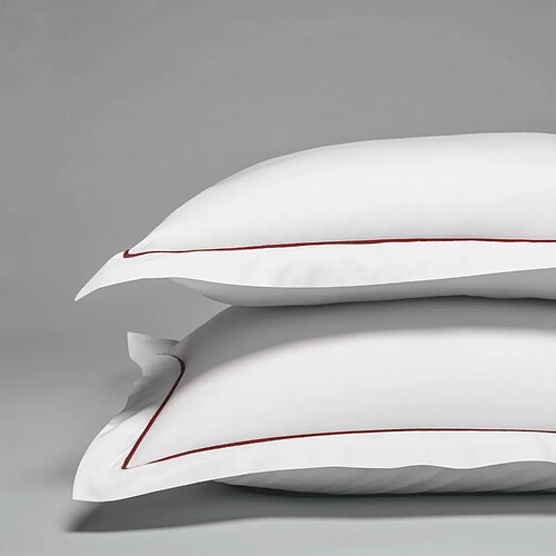 Cotton & Co Taie d'oreiller en percale de coton 160 fils avec bourdon bordeaux