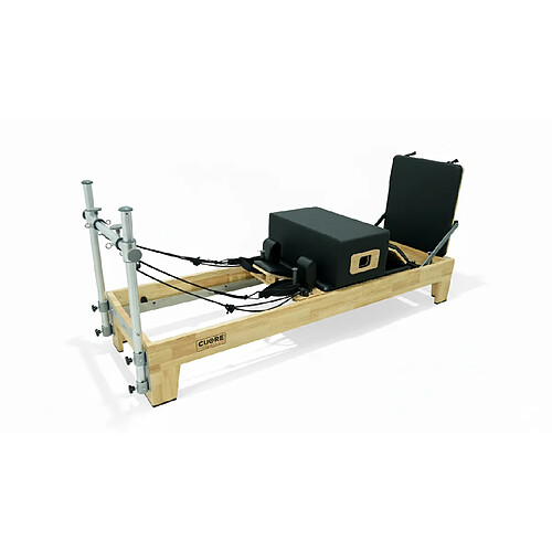 Cuore Pilates Reformer bois massif, cordes réglables horizontales/verticales.