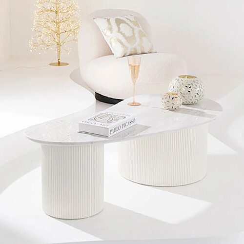 Mes Table basse organique 121x60x37 cm en marbre écru