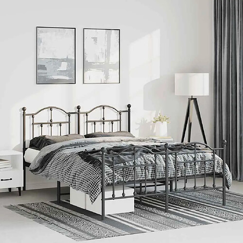 vidaXL Cadre de lit métal sans matelas avec pied de lit noir 135x190cm