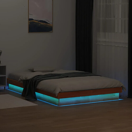 vidaXL Cadre de lit à LED sans matelas 135x190 cm bois massif